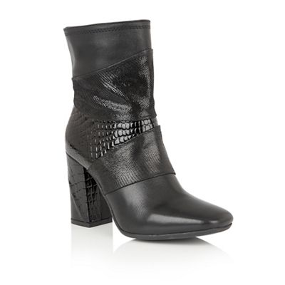 Lotus Black leather 'Zania' calf boots